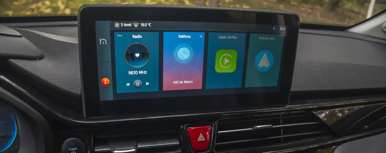 Pantalla Multimedia de 10,25" 