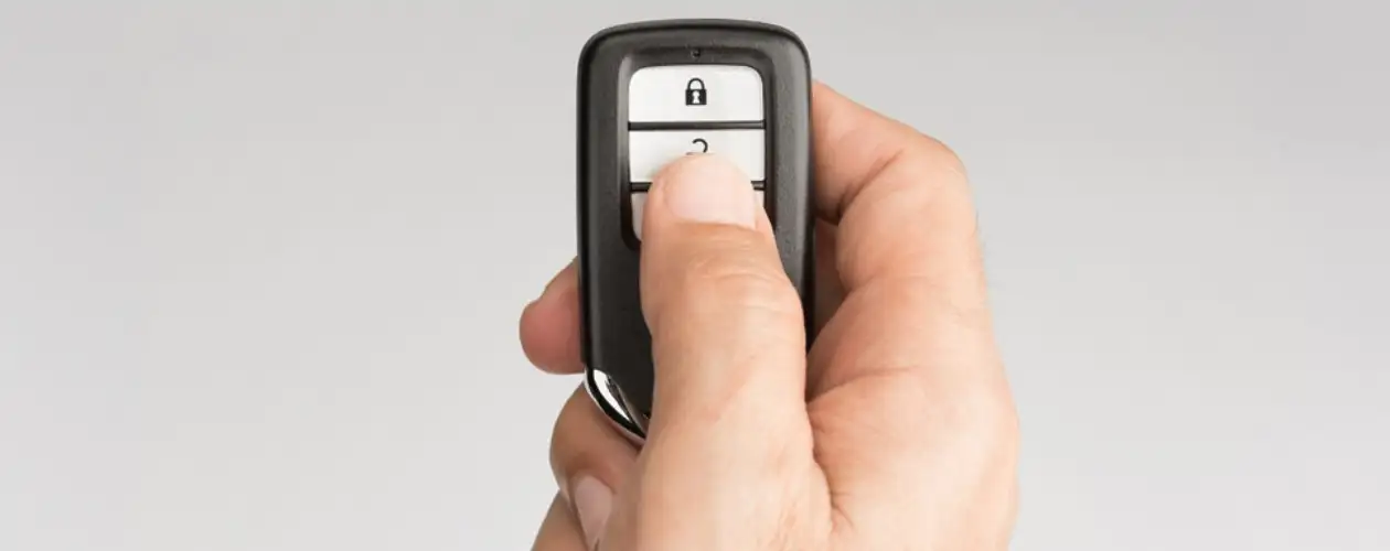 Furgón de Carga con Cierre Centralizado